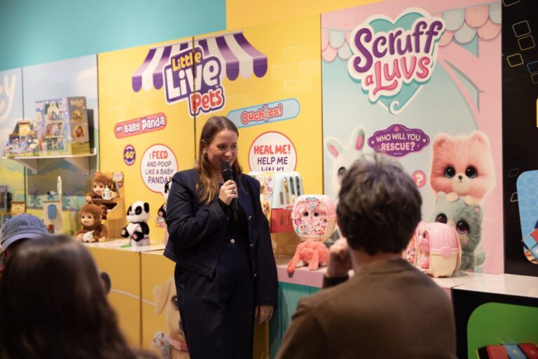 Moose Toys analiza las tendencias globales que definirán el sector del juguete estas navidades, demostrando cómo la innovación está redefiniendo el juego
